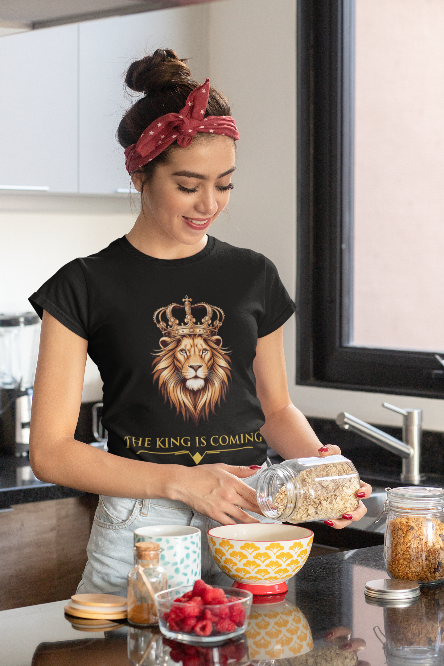The King Is Coming Shirt – Lion of Judah Christian Graphic Tee (Copy)